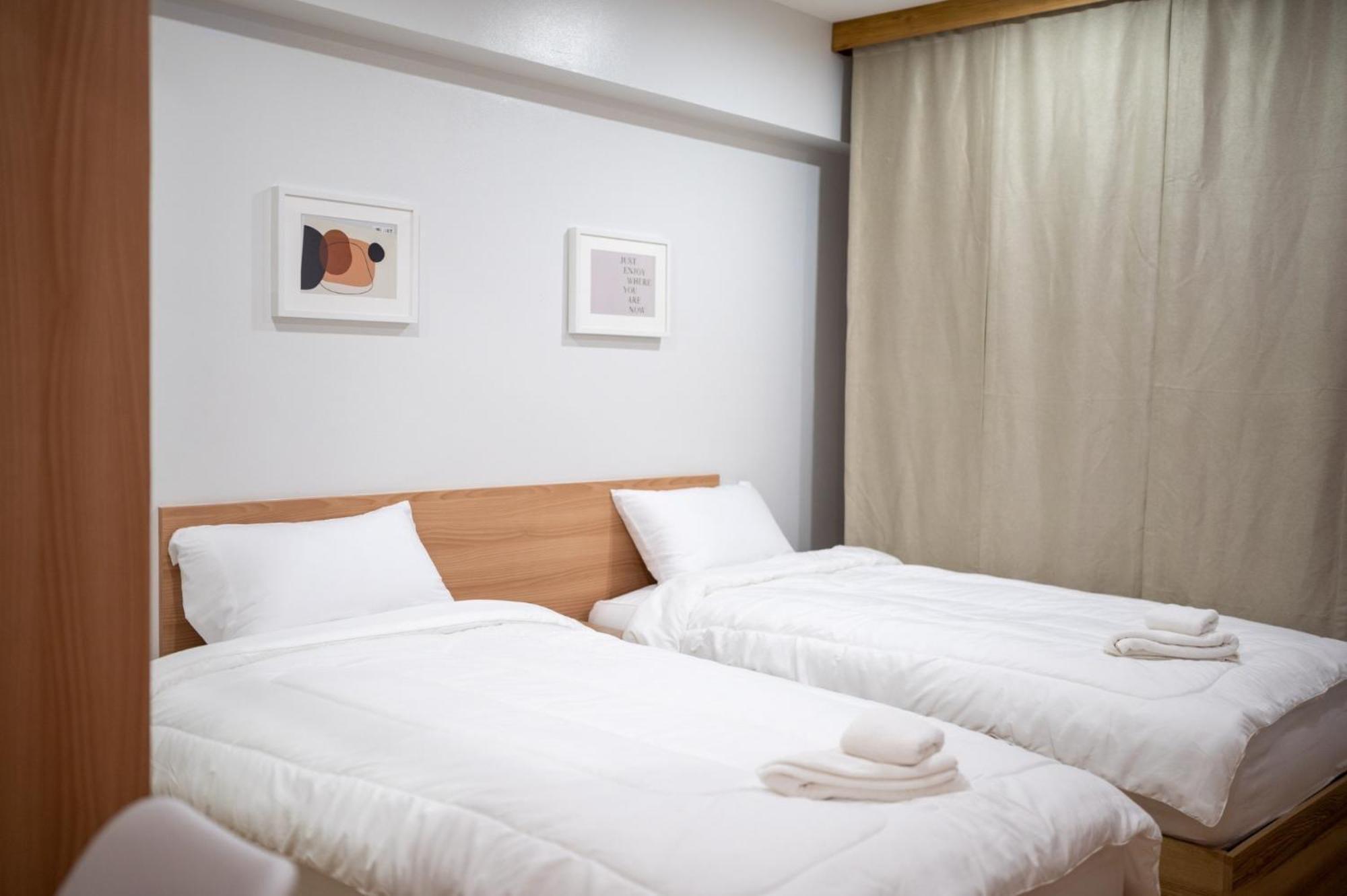Creston Grand Hotel Suphan Buri Bagian luar foto