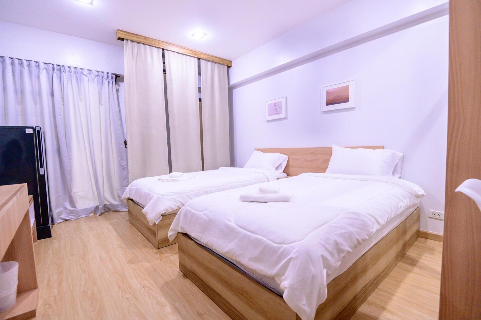 Creston Grand Hotel Suphan Buri Bagian luar foto